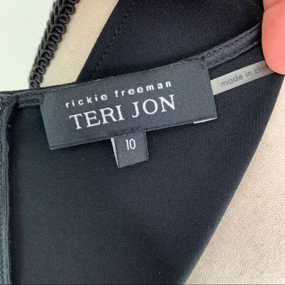 Rickie Freeman for Teri Jon B/W Embroidered Faux Leather Sheath Dress 10 - Picture 12 of 13